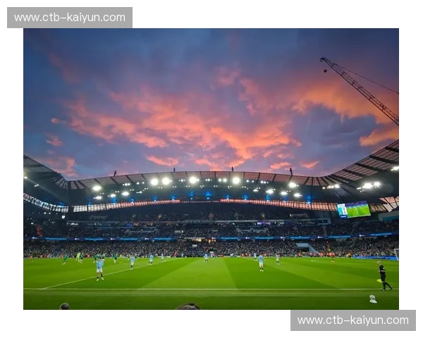 曼彻斯特：半城烟火，半城蓝调——当梦剧场撞上伊蒂哈德，谁才是真正的王者？